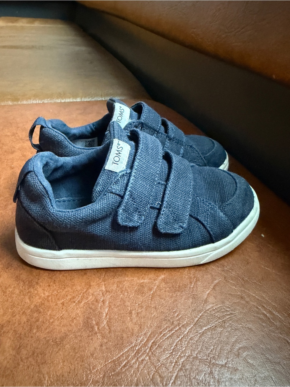 TOMS Kids Navy Canvas Velcro Sneakers size 12